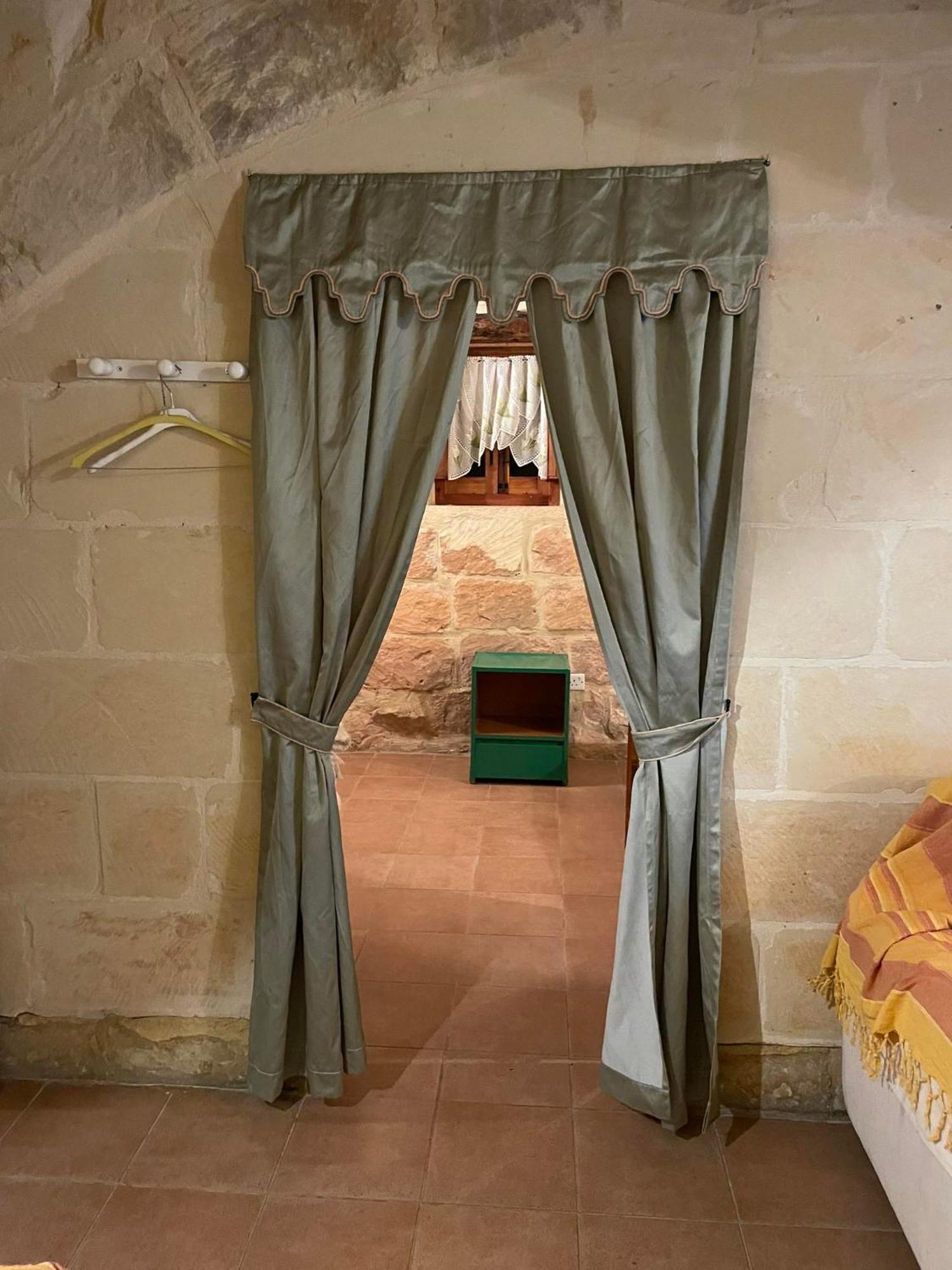 400Yr Farmhouse In Xaghra Gozo - Separate Rooms ภายนอก รูปภาพ