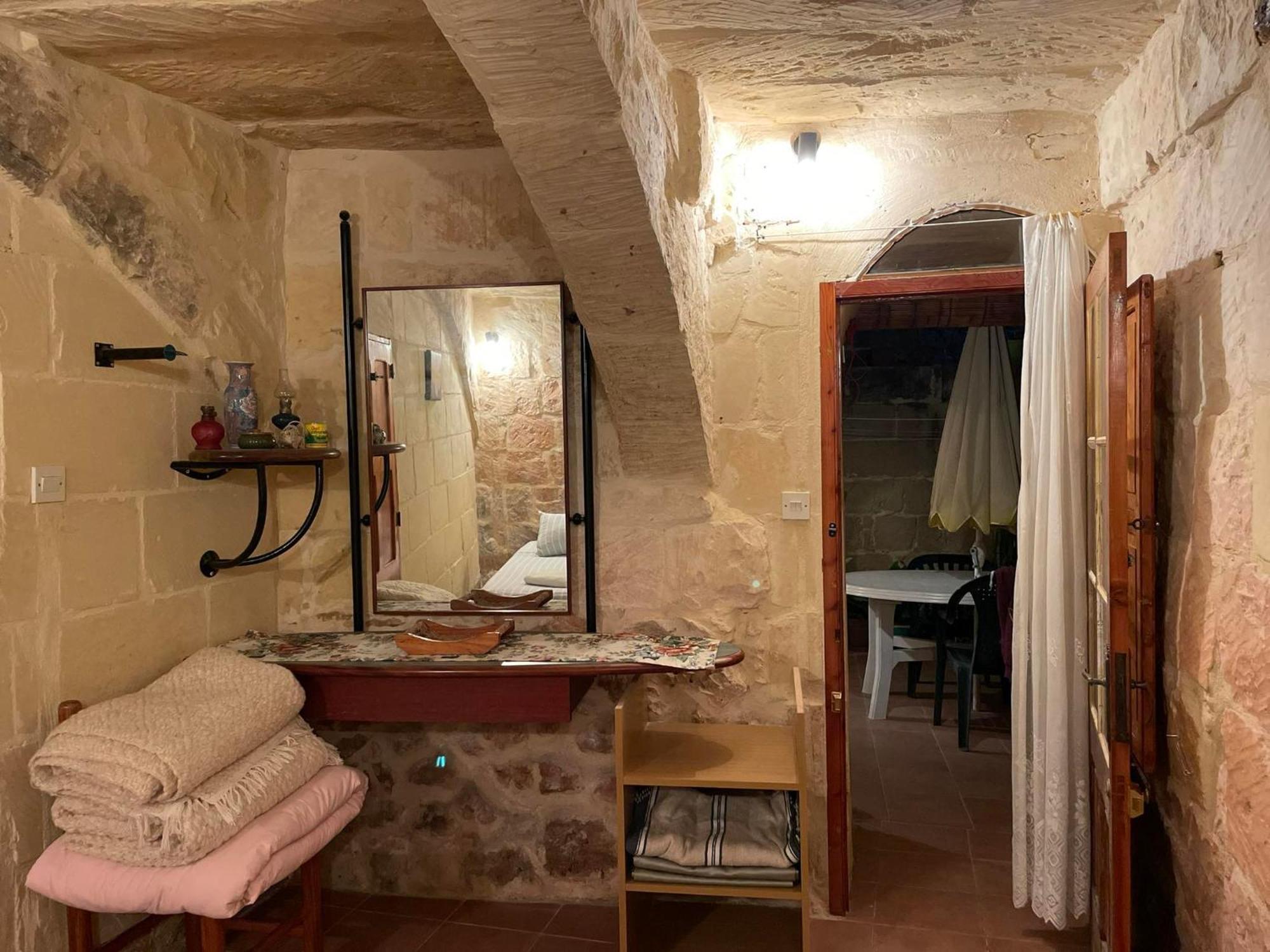 400Yr Farmhouse In Xaghra Gozo - Separate Rooms ภายนอก รูปภาพ